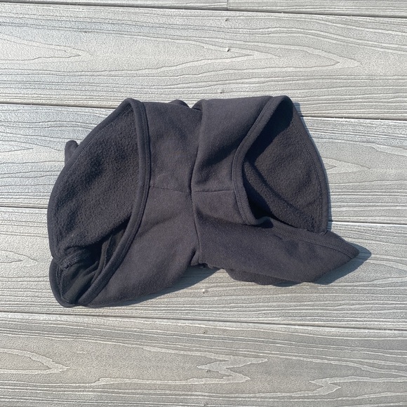 VS PINK 2.5” Curved Hem Sweat Varsity Shorts Black Embroidered Script Logo XS - Picture 10 of 11